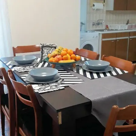דירה Sunny לרנקה