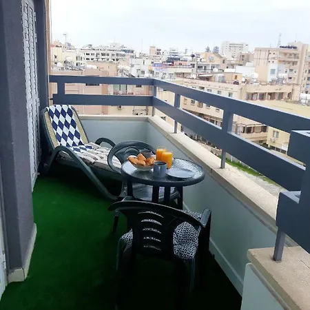 Lägenhet Sunny Larnaca